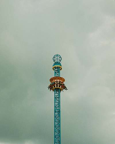 amusement park people riding tower amusement park ride sydney nsw